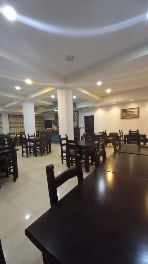 Hotel Edland Vlore Exterior photo