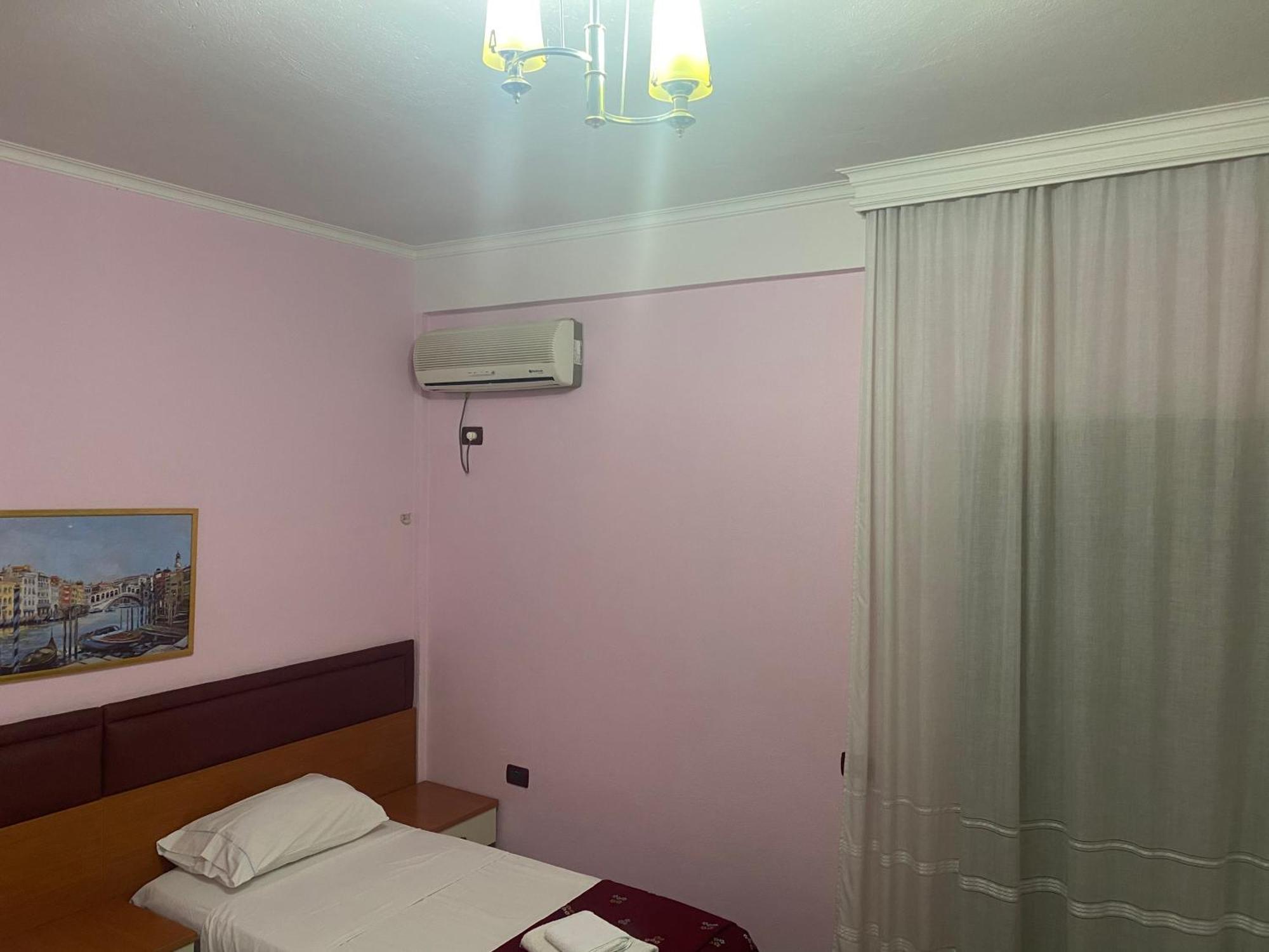 Hotel Edland Vlore Exterior photo