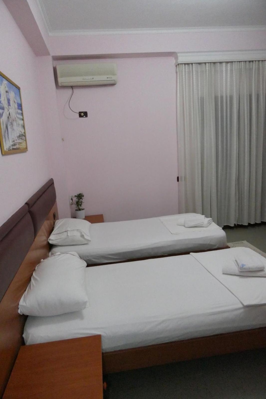 Hotel Edland Vlore Exterior photo