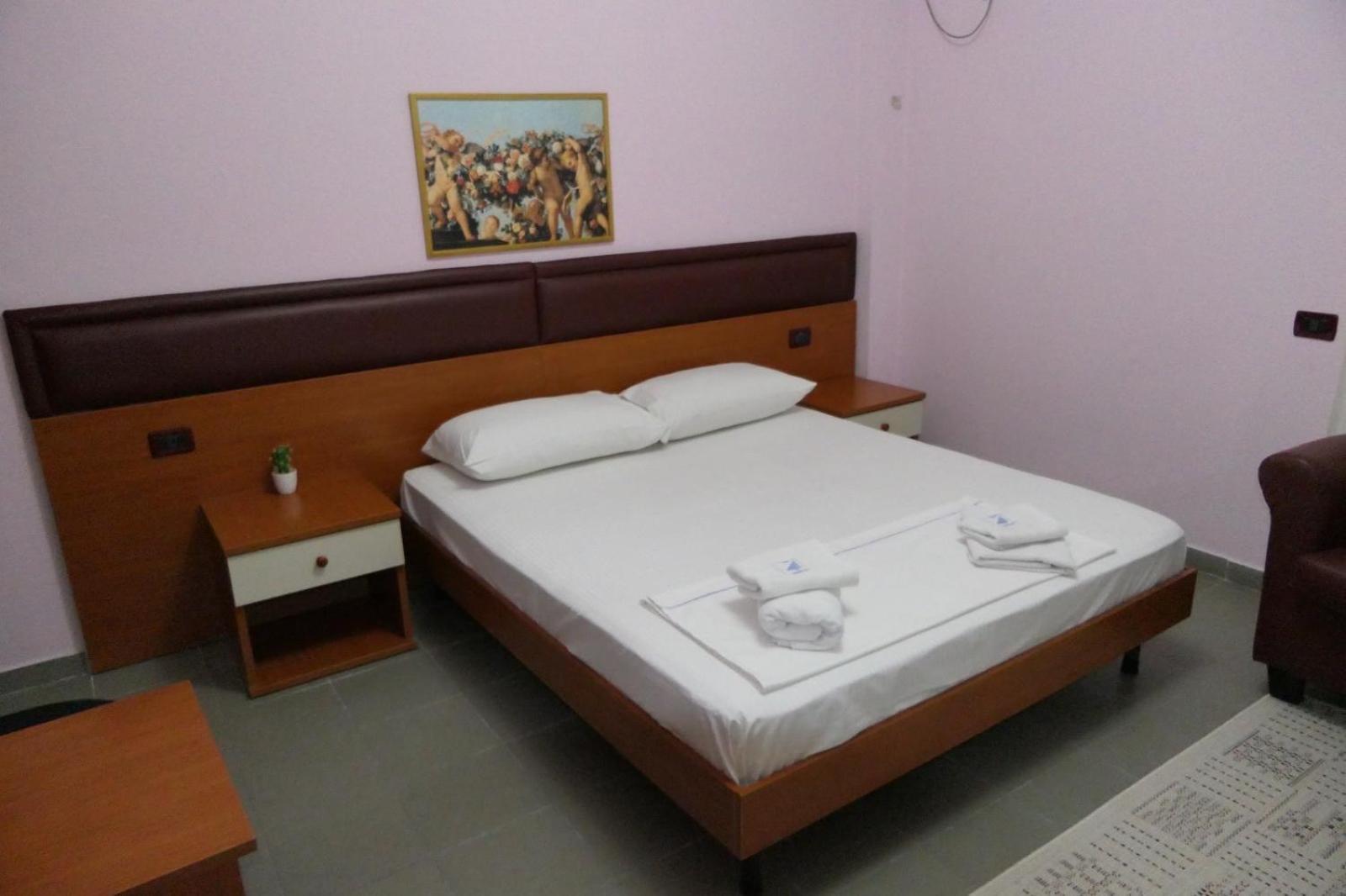 Hotel Edland Vlore Exterior photo