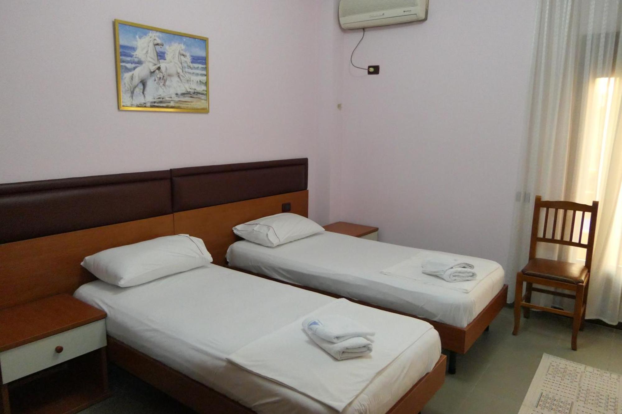 Hotel Edland Vlore Exterior photo