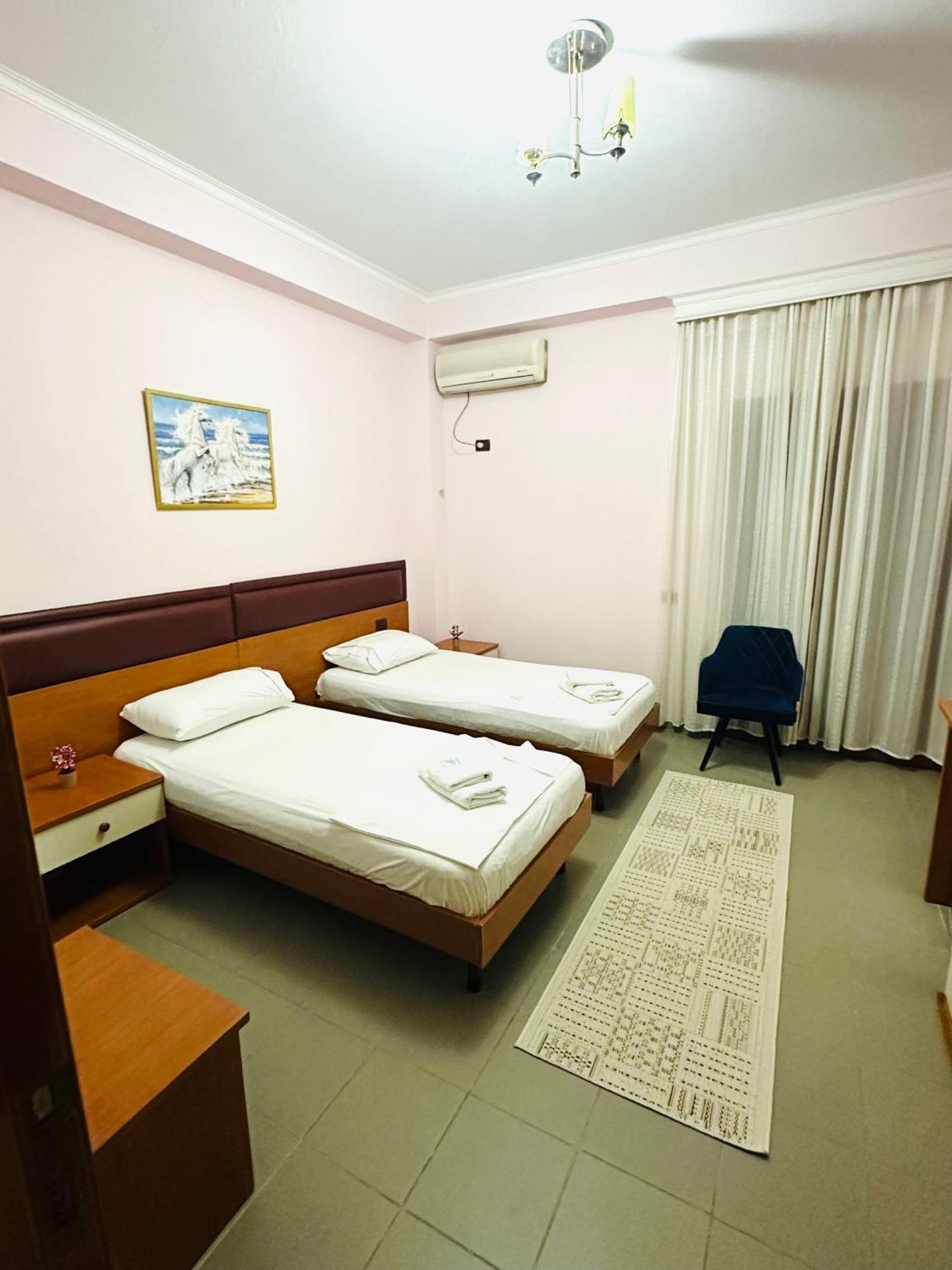 Hotel Edland Vlore Exterior photo