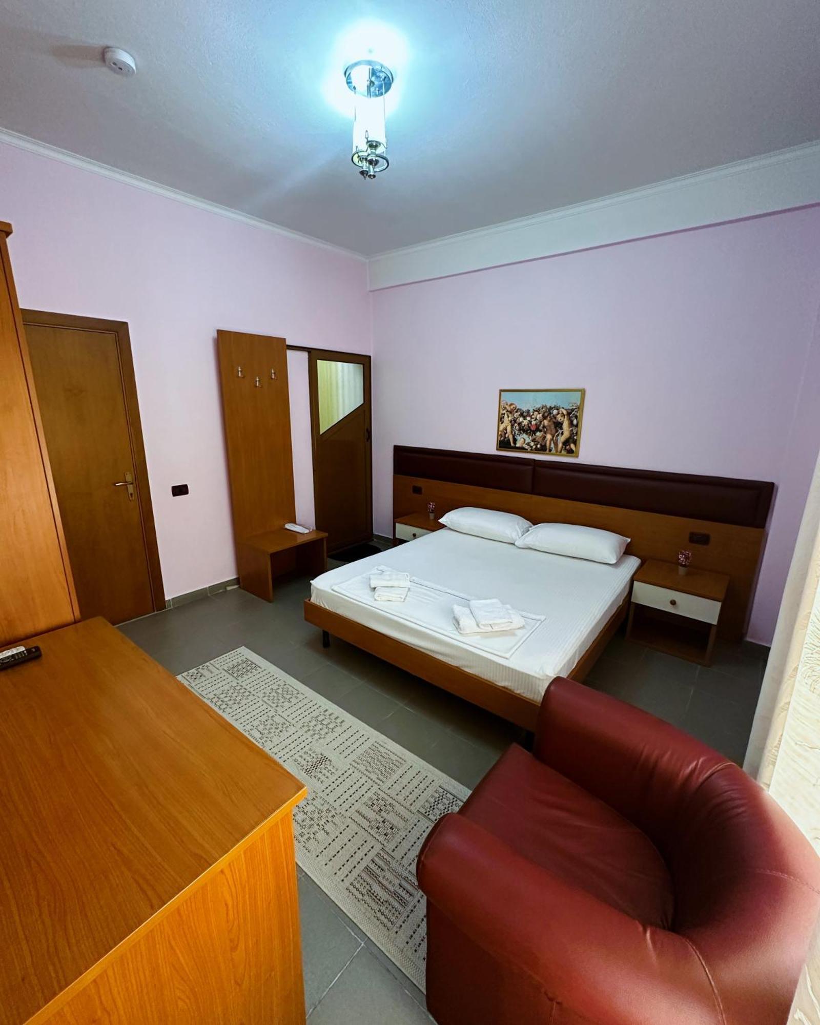 Hotel Edland Vlore Exterior photo
